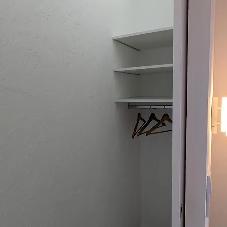 Modernes 3-zimmer In Mit Balkon Apartament *